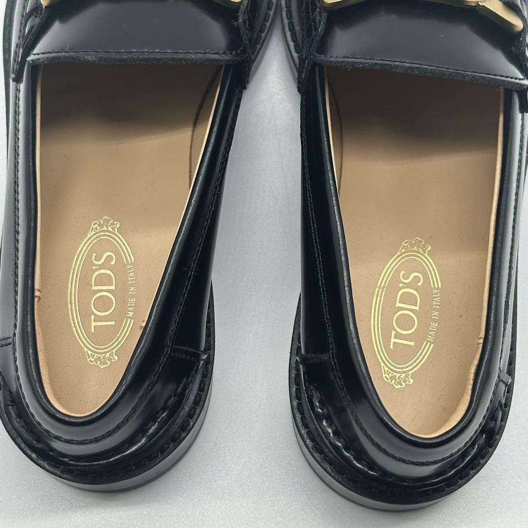 トッズケイトローファー 36 チェーン金具ブラックレザー