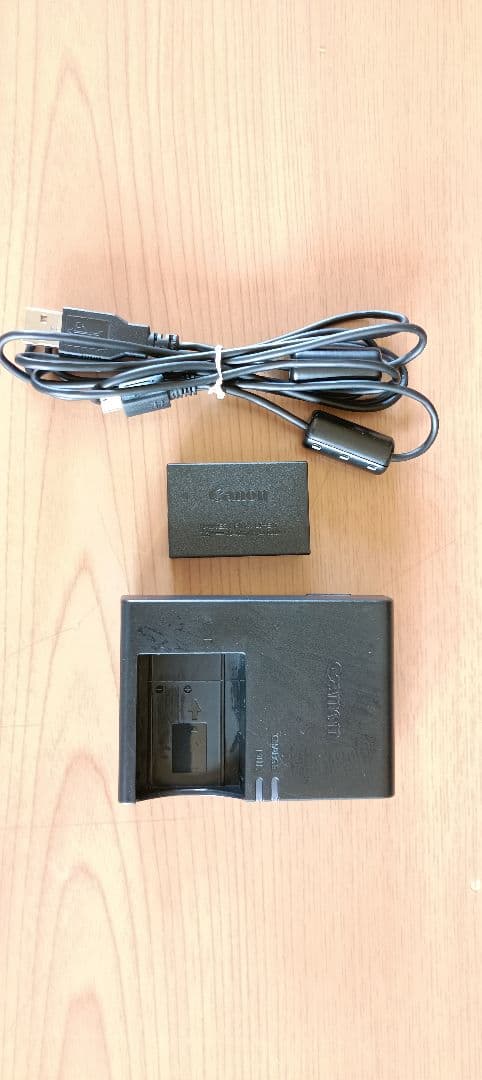 キャノン EOS 8000D 18-135 IS STM キットwi-fi機能付