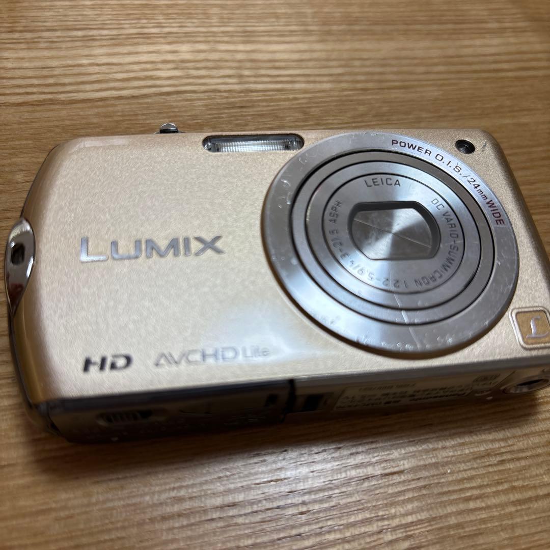 デジタルカメラ Panasonic DMC-FX70 LUMIX