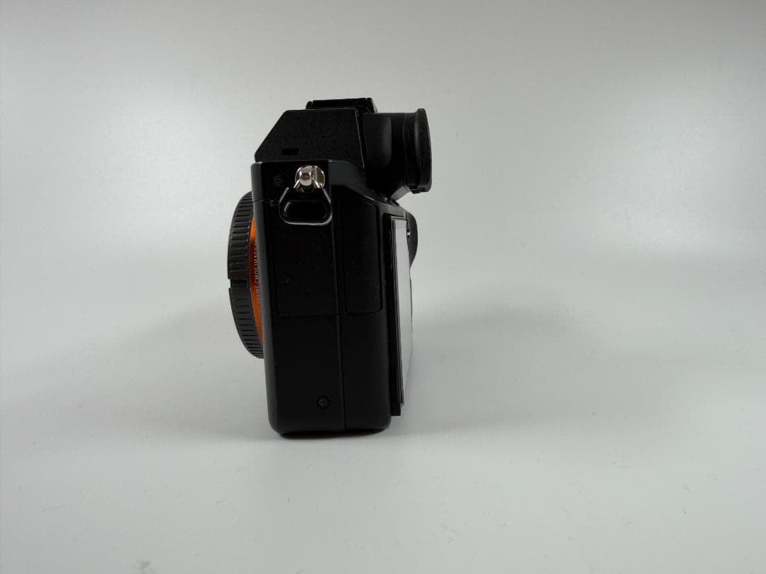 Sony α7 II ミラーレス一眼カメラ