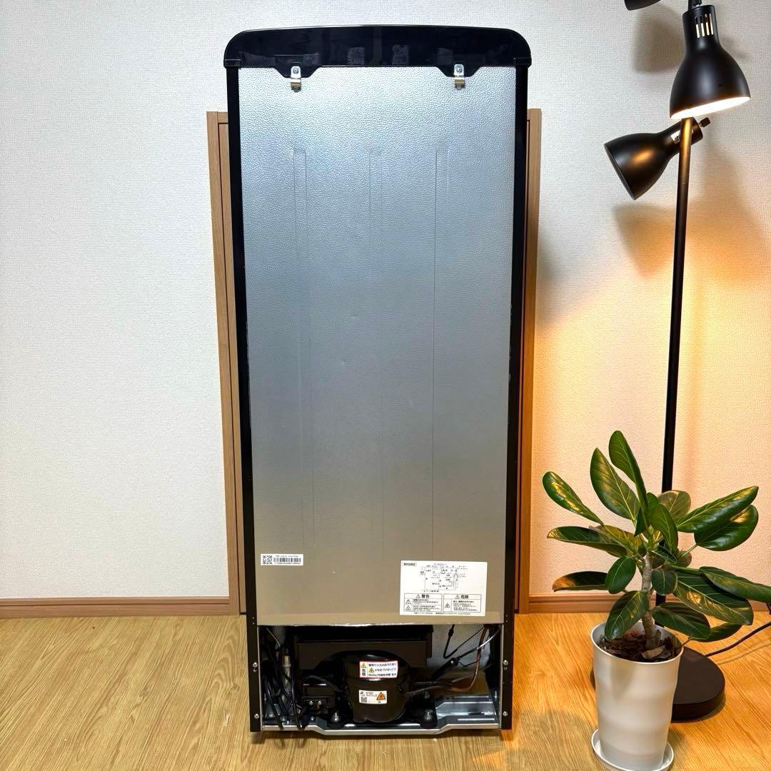2025年製 冷蔵庫 一人暮らし 単身用 小型 3ヶ月保証 送料無料 レトロ家電