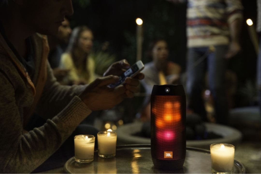 スピーカー・ウーファー JBL PULSE2