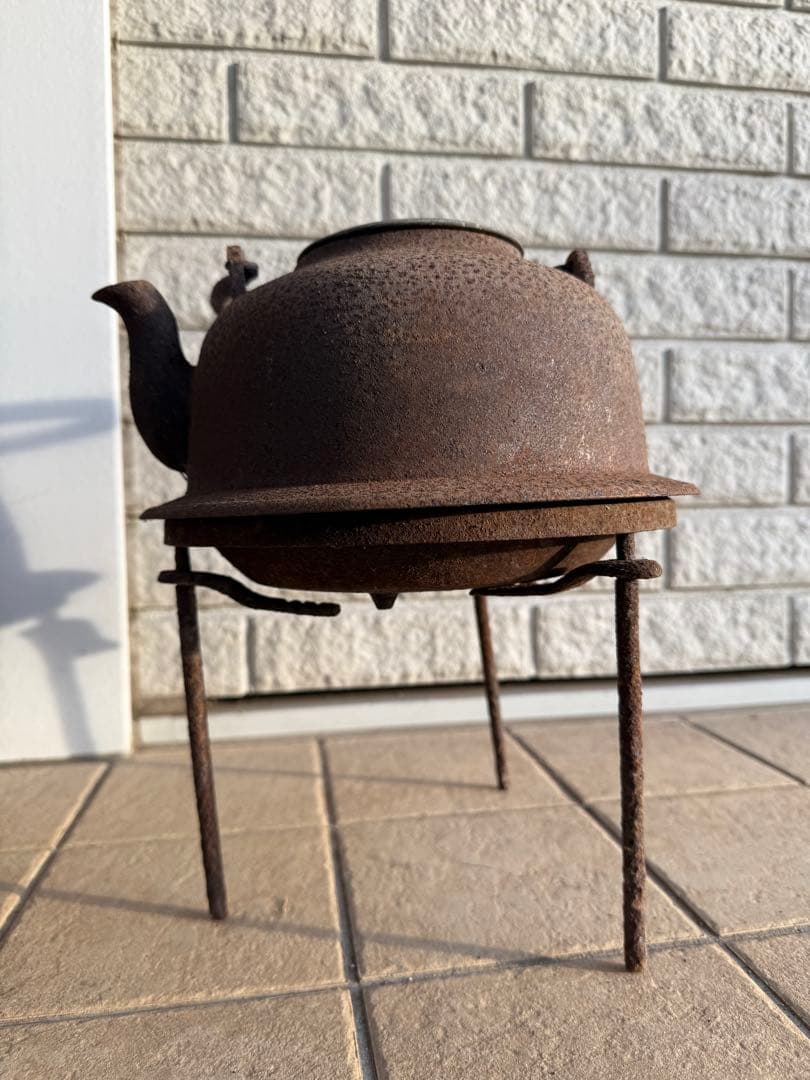 銘入り 時代鉄瓶 鉄製五徳台付き 古鉄瓶 茶道具 古道具 骨董