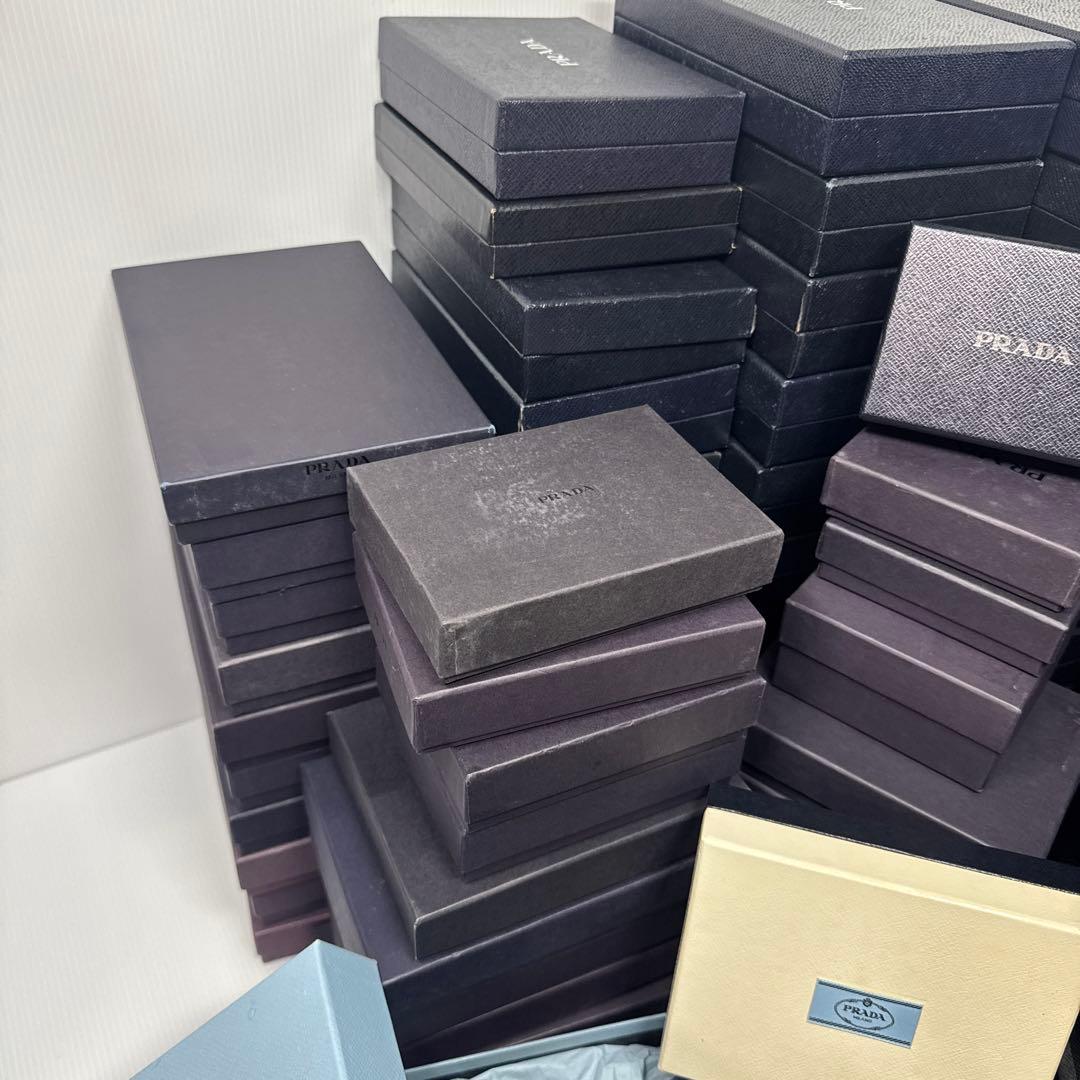 Nami超大量PRADAプラダ 空箱 全84個 + 靴用保存袋2枚 まとめ