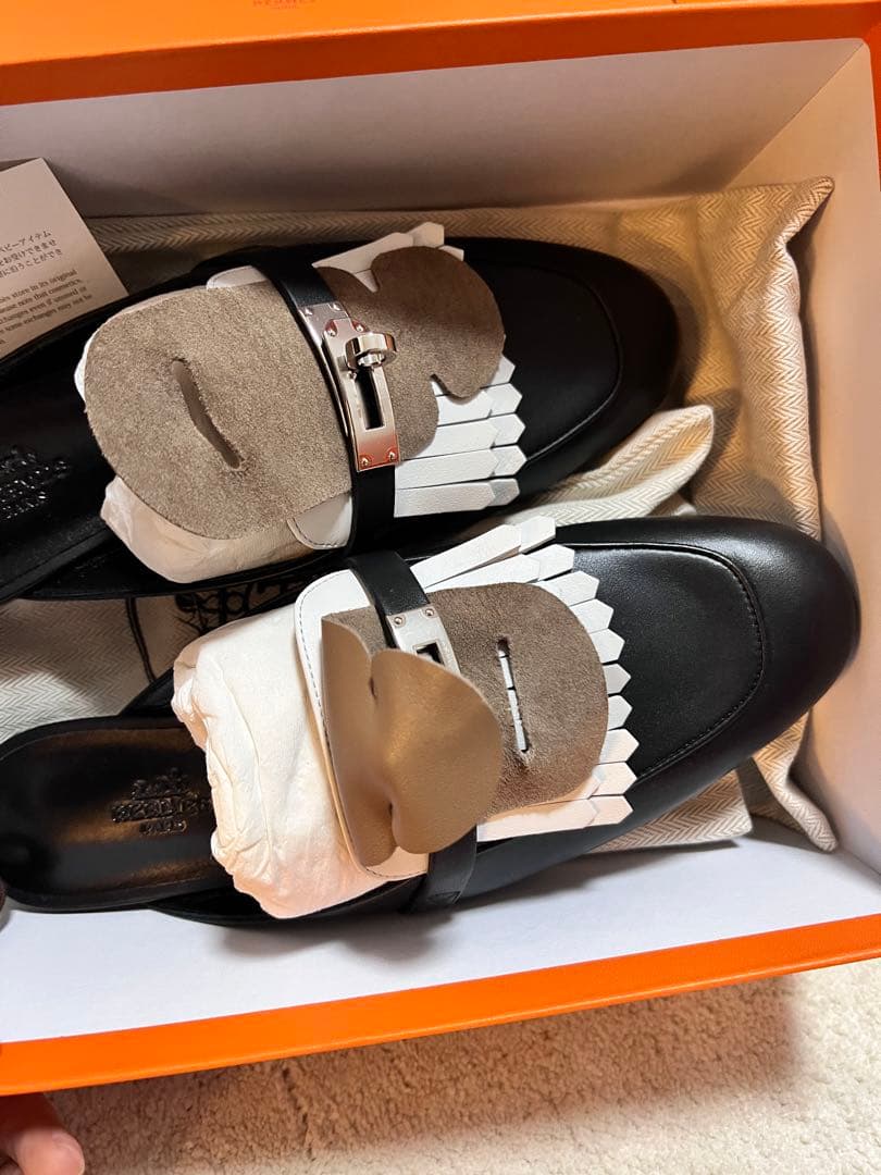 エルメス《ケリー》バックル ミュール 《オズ》