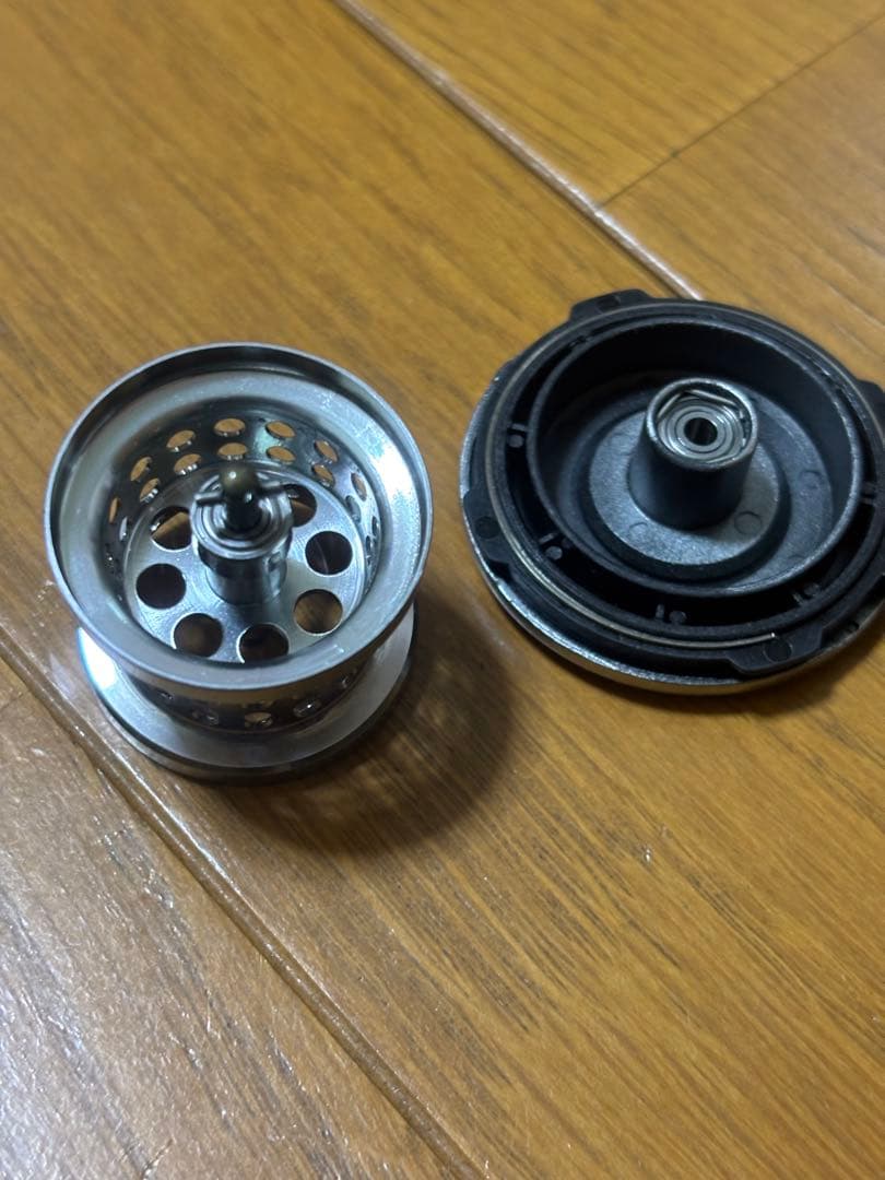 丸型　BFSリール　左ハンドル