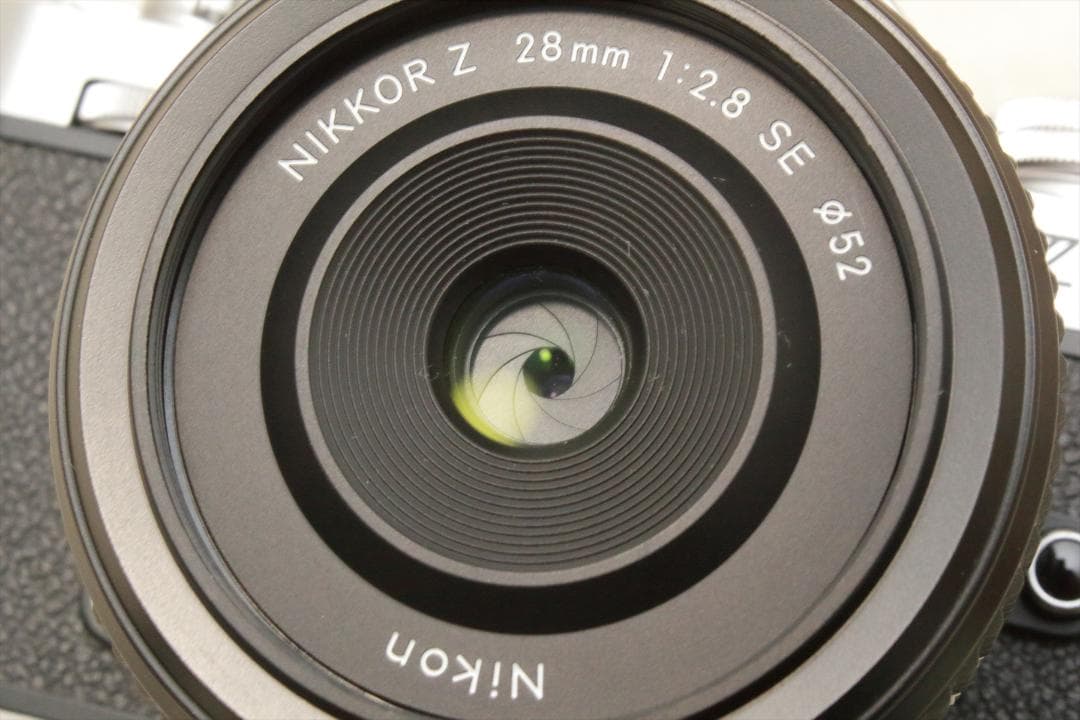 スマホ転送！Nikon Z fc　シャッター2471回　ニコン　ミラーレスカメラ