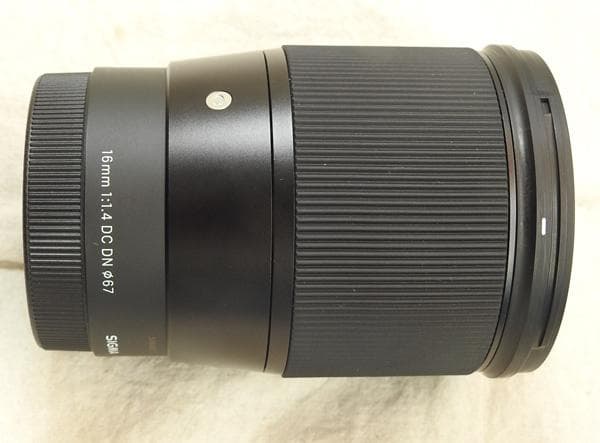 シグマ レンズ ソニー用 16mm F1.4 DC DN E-マウント【美品】