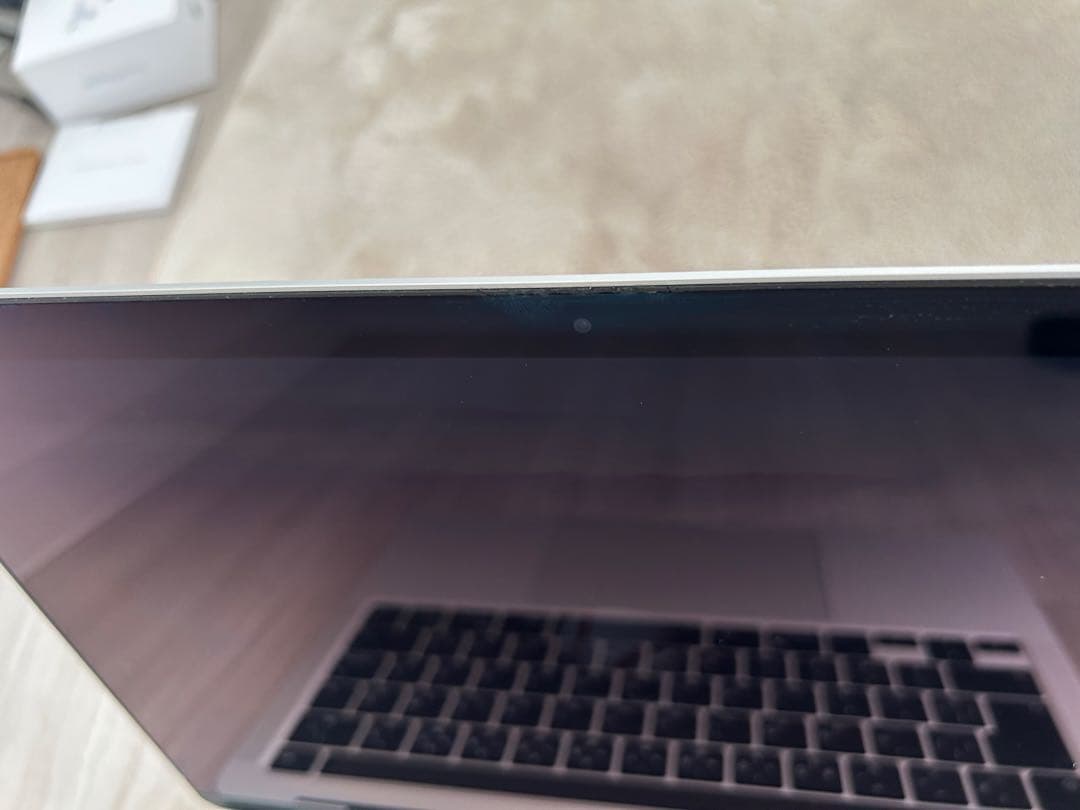 MacBook Pro 2020 13型 i5/16GB/256GB おまけ付