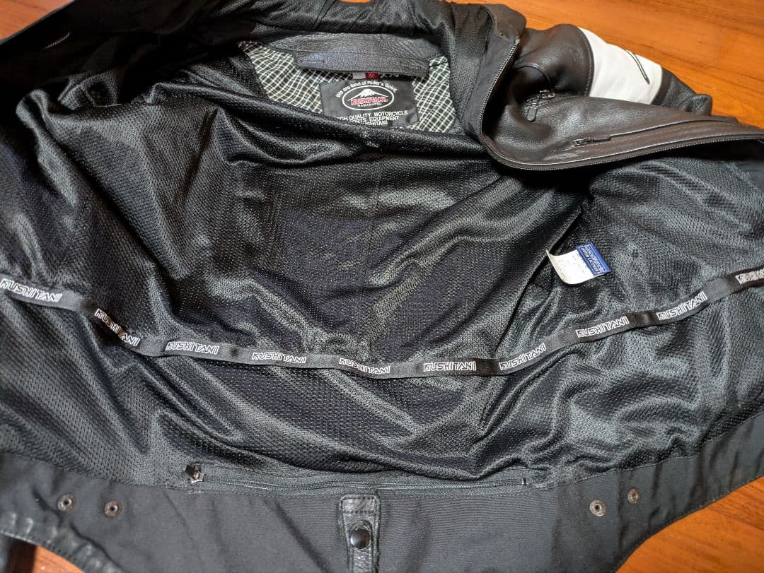 クシタニ　REGULATOR JACKET