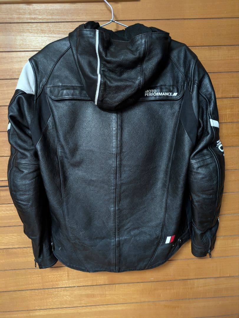 クシタニ　REGULATOR JACKET