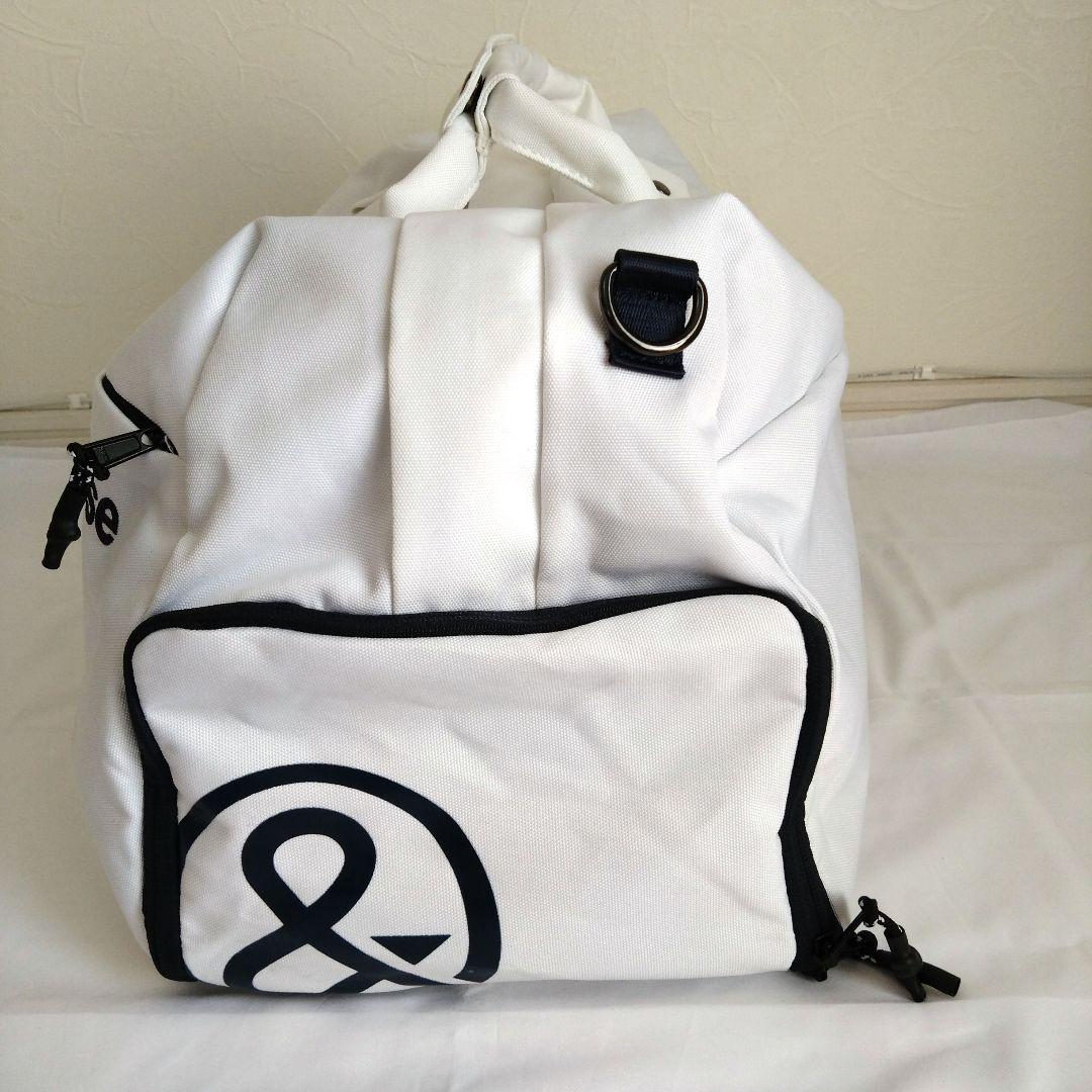 and per se アンパスィ ボストンバッグ【ホワイト】