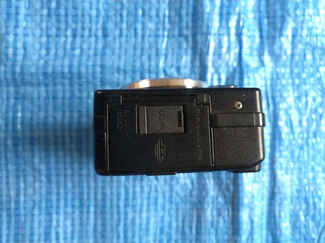 SONY　ソニー　Cyber-shot 　サイバーショット　DSC-W1　乾電池