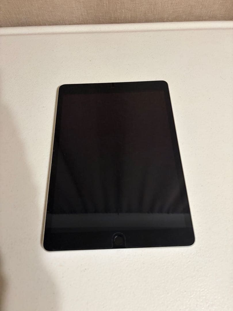 iPad 第9世代 SIMフリー 64GB シルバー