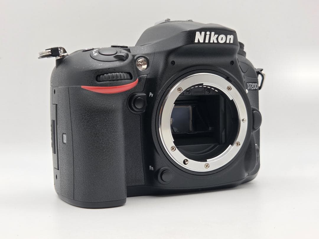 ■897ショット■ NIKON 一眼レフカメラ D7200 ボディ