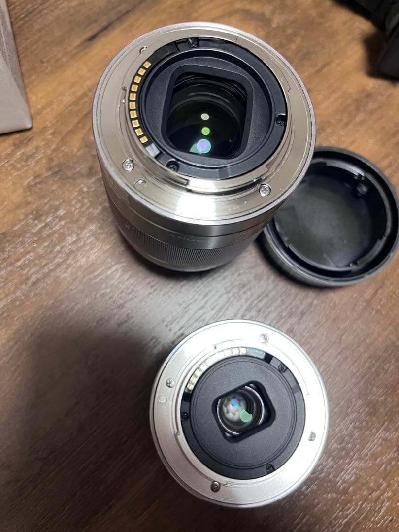 t*z様 美品(本体)ZV-E10 II 保証書付きレンズ3つ グリップ 防湿庫