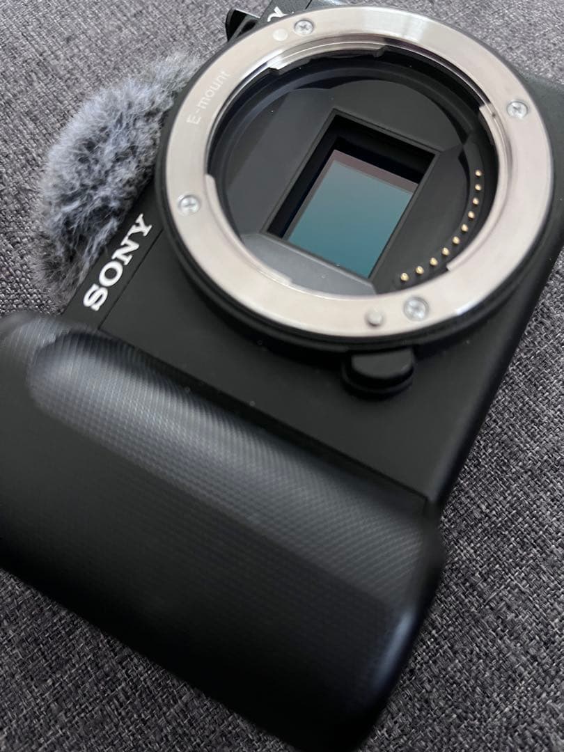 t*z様 美品(本体)ZV-E10 II 保証書付きレンズ3つ グリップ 防湿庫