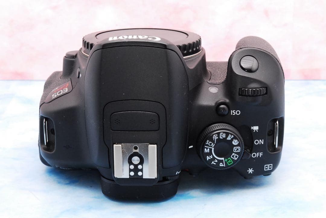 Canon Kiss X7i✨一眼レフカメラ✨手ぶれ補正＆超望遠のWレンズ