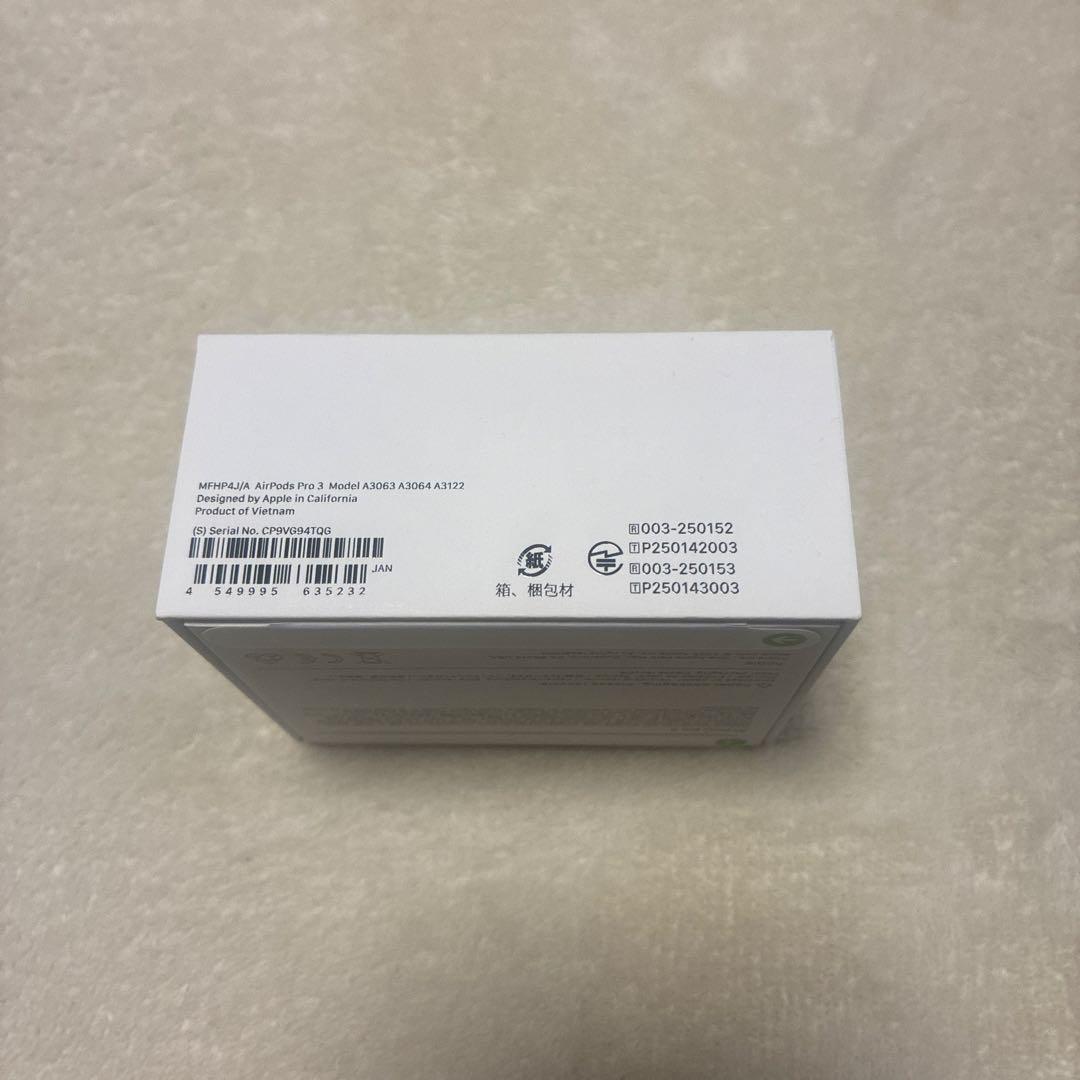 ¥*あ様 【新品】AirPods Pro 3 本体 充電ケース付き 2個目の出品