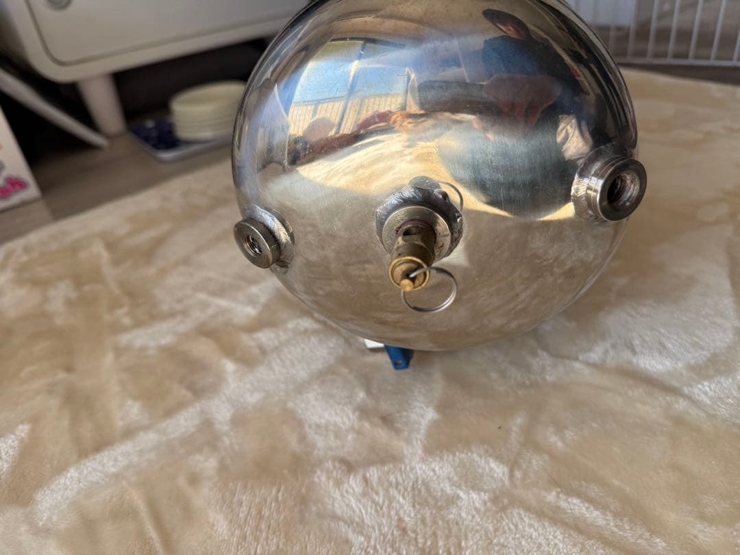 air forceエアサス　タンク　5ガロン