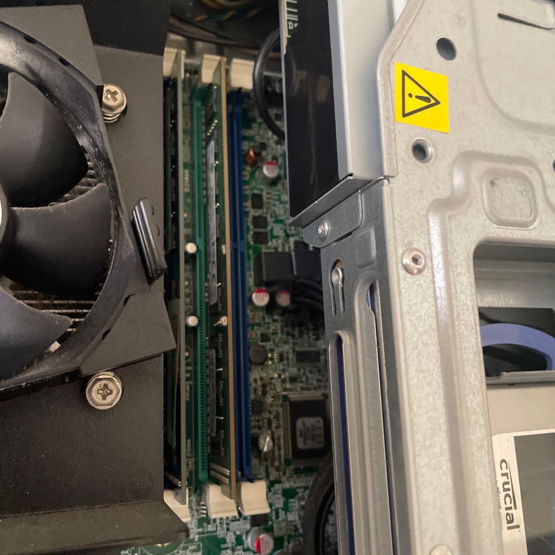 デスクトップパソコン　ThinkCentre M83