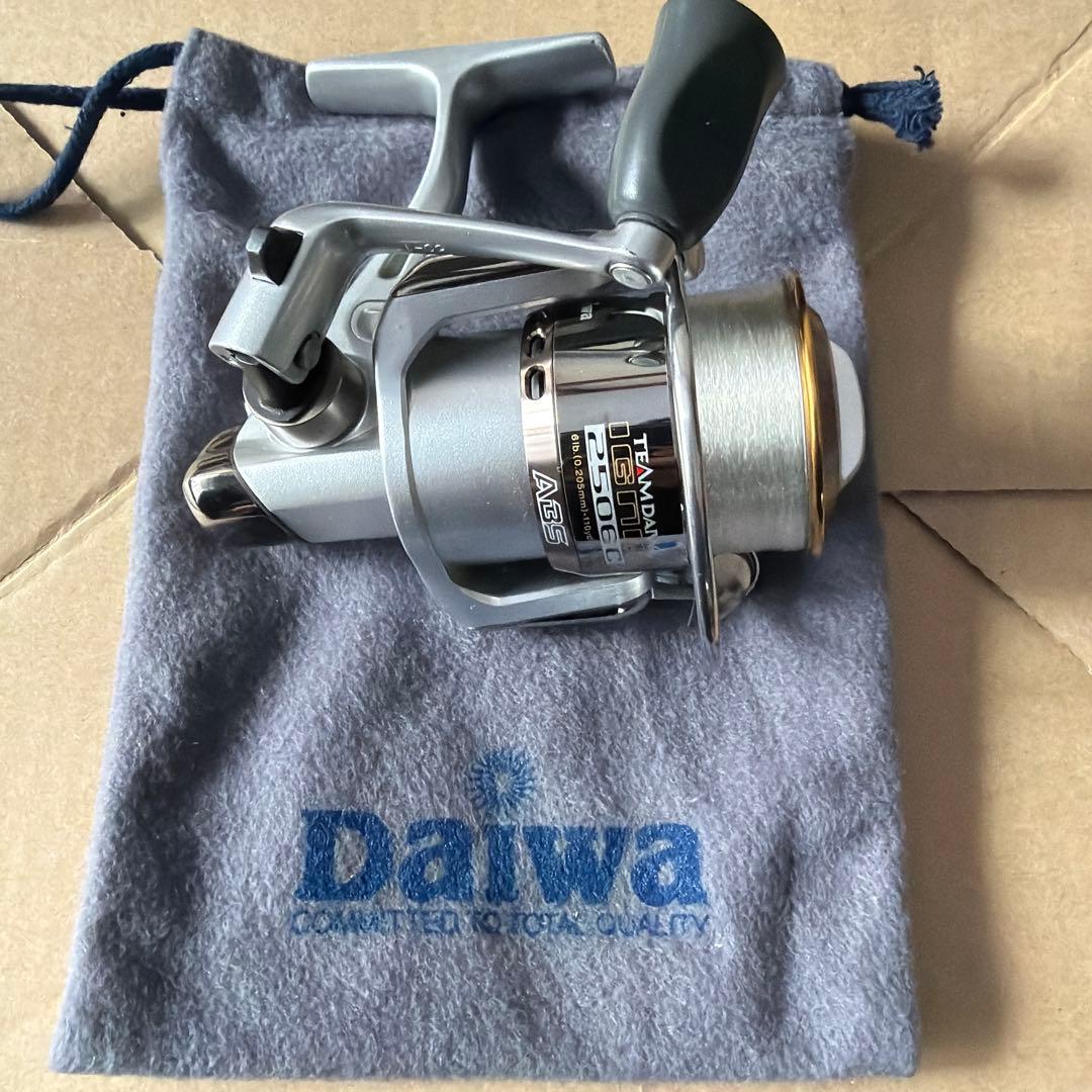Daiwa TEAM Daiwaイグニス2506C 袋付き