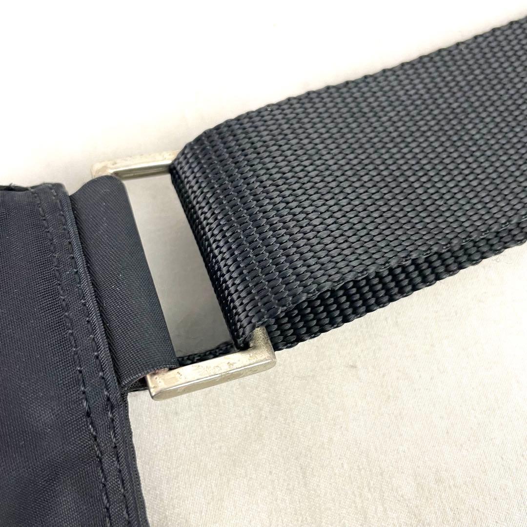 PRADA プラダ ショルダーバッグ ナイロン 三角プレート ロゴ ブラック