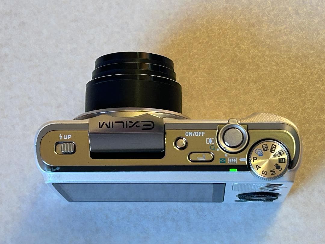 CASIO EX-ZR800 コンパクトデジタルカメラ