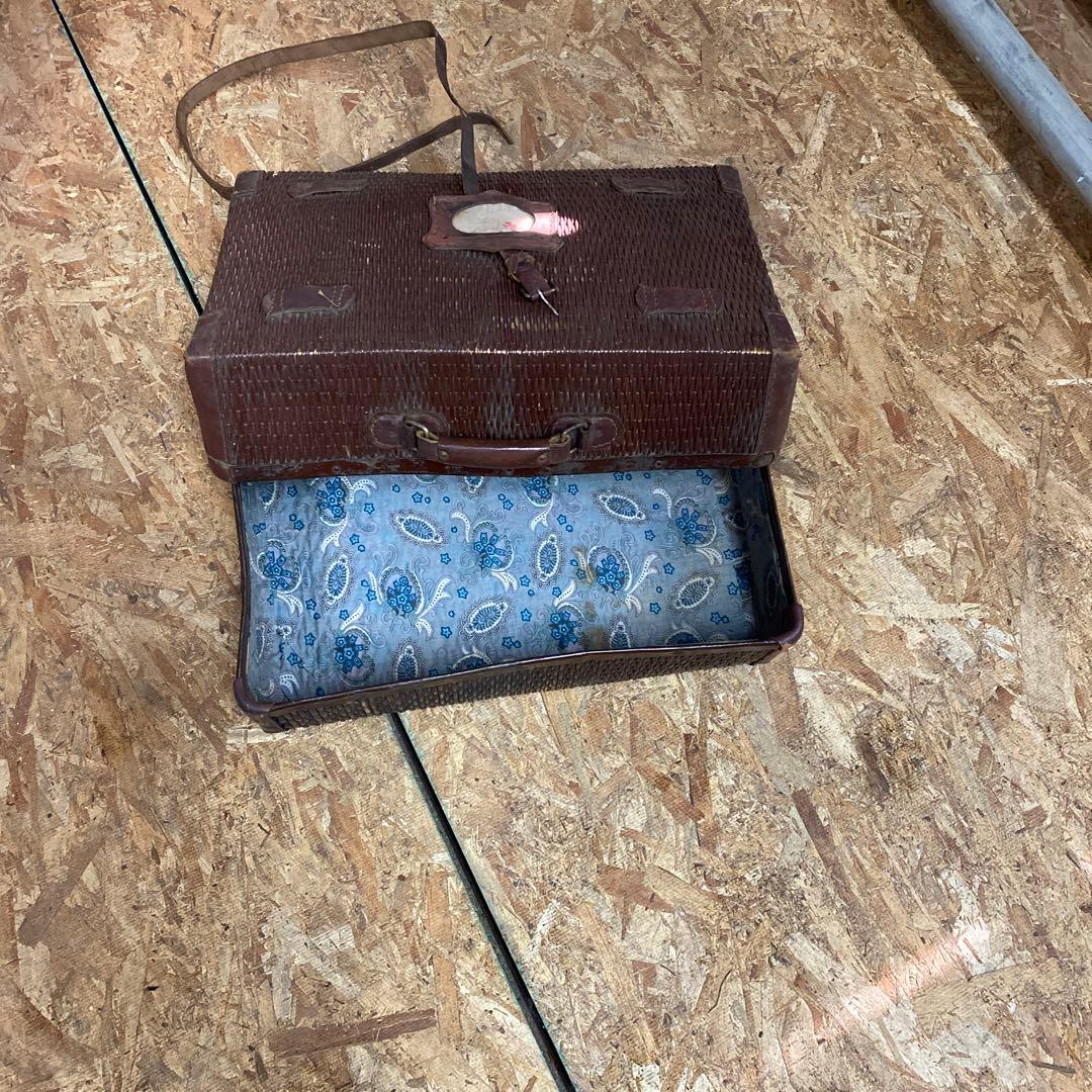 極稀少レア旧日本陸軍用軍馬軍獣昭和１８年戦時中獣医外科具当時物鞄