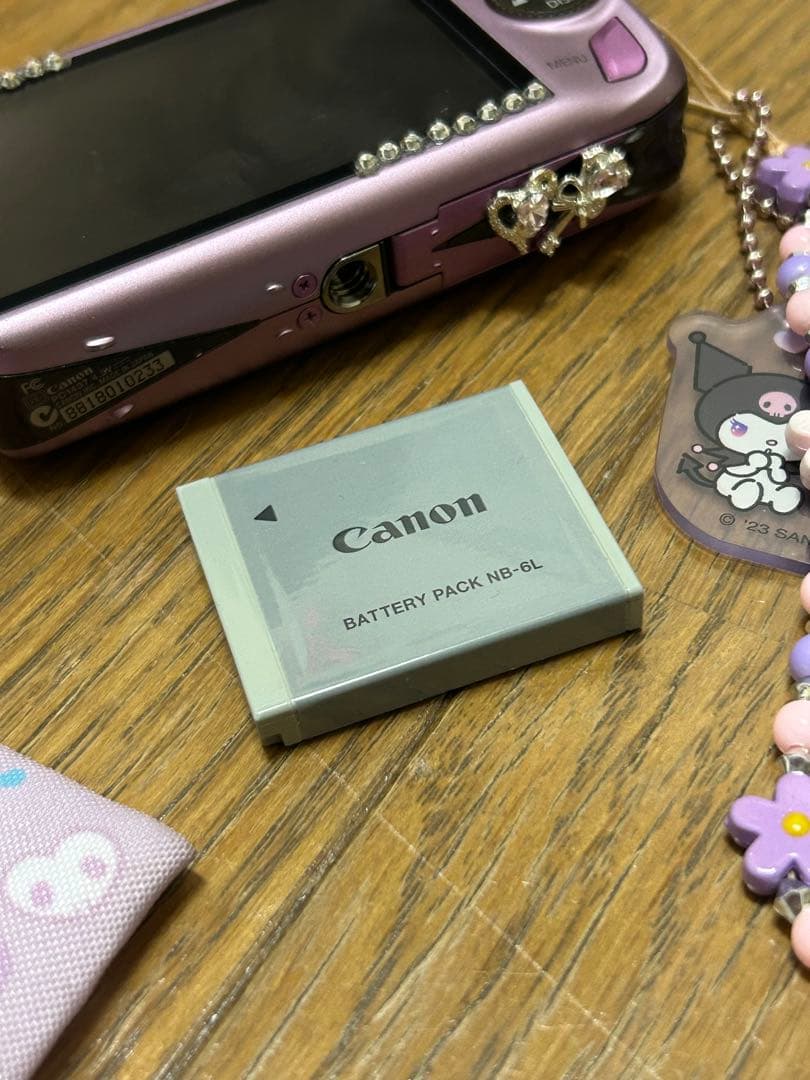 Canon IXY 930is デジタルカメラ パープル サンリオケース付き