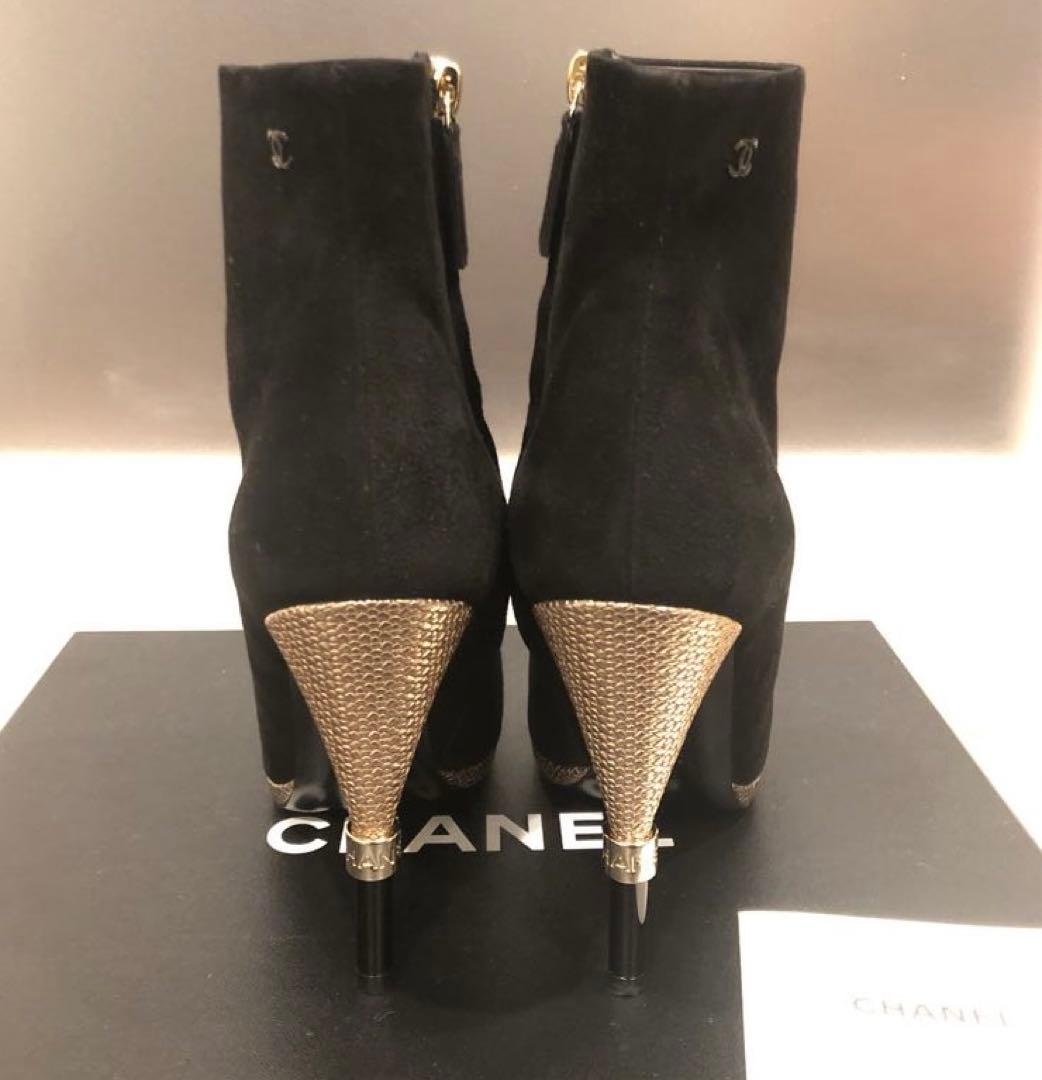 CHANEL シャネル ショートブーツ スエード生地