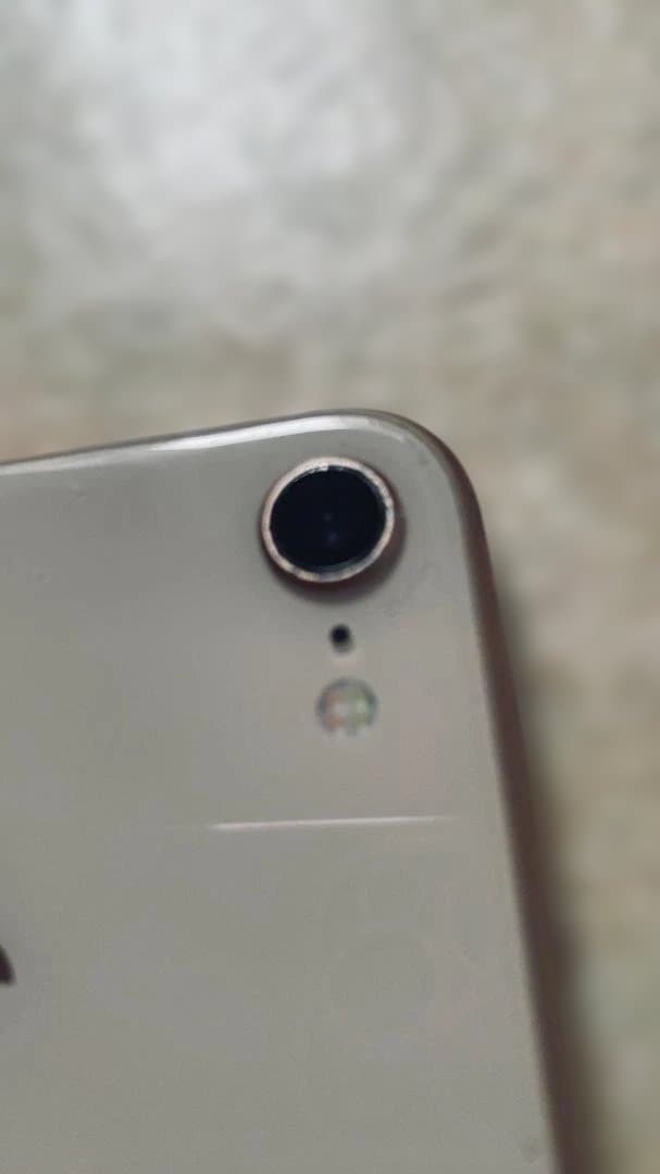 S*）様 iPhone 8 256GB SIMフリー 本体 (バッテリー交換推奨