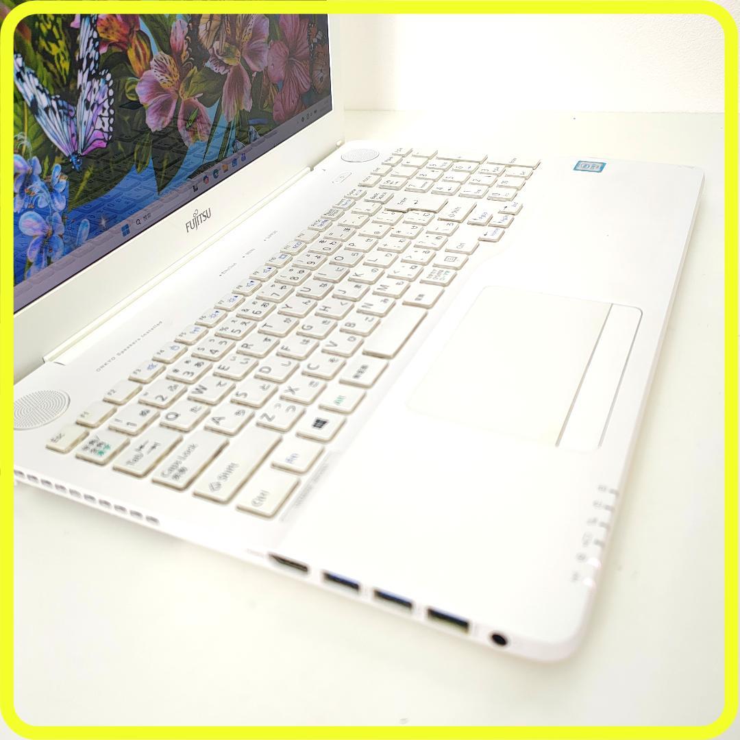 白　第6世代　i7　新品SSD512⭐️windows11ノートパソコン　793