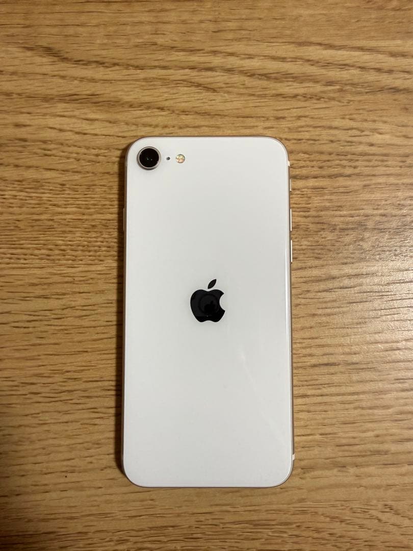 iPhone SE (第3世代) 64GB スターライト SIMフリー