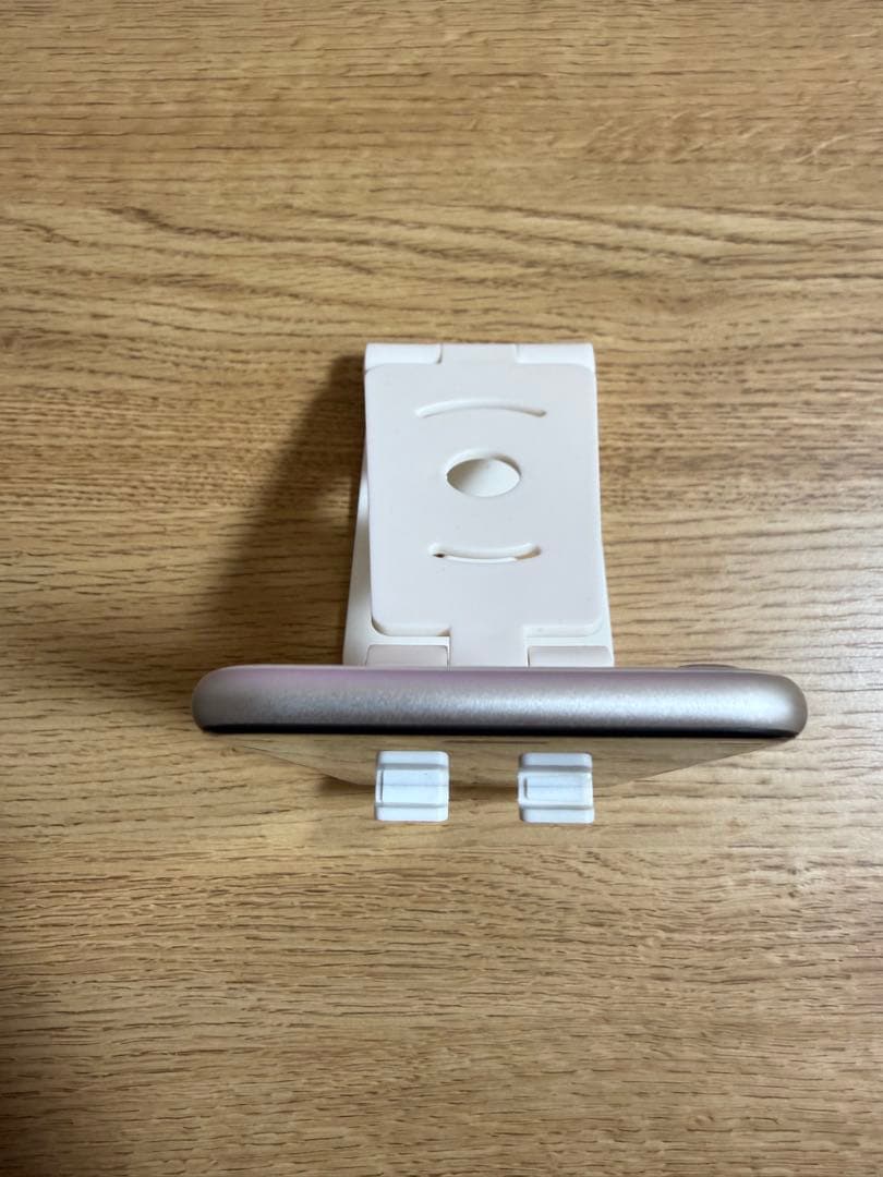 iPhone SE (第3世代) 64GB スターライト SIMフリー