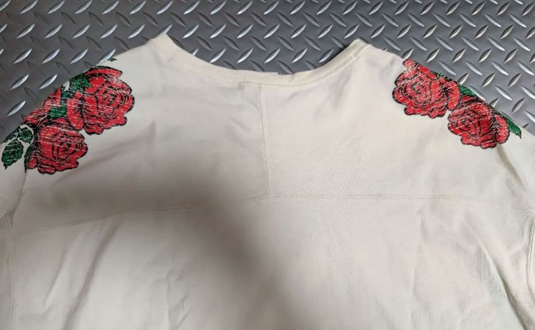 日本未発売Champion 97 XLクリームアメフト薔薇 ロンT紫筋トレGYM