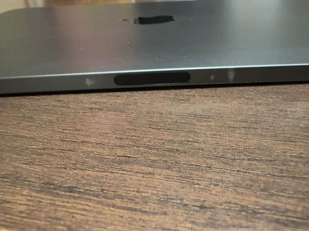 Apple iPad Air 5世代64GB スペースグレー