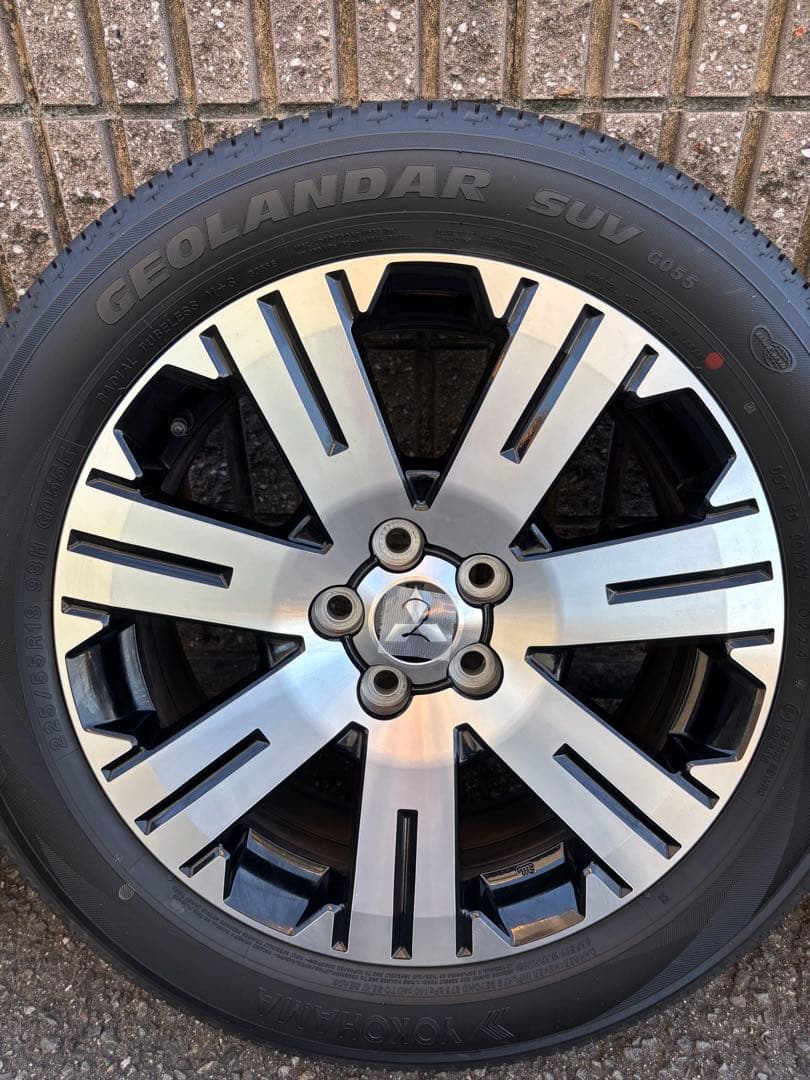 デリカD5 後期 純正タイヤ&ホイール ４本セット