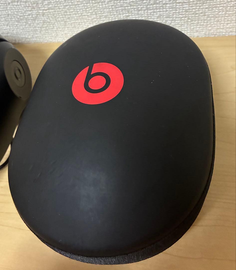 Beats ワイヤレスヘッドホン ハードケース付き
