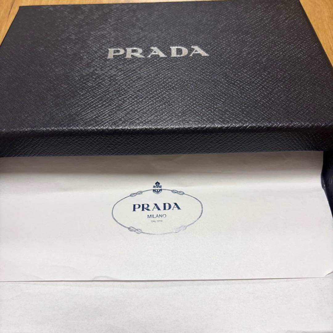 PRADA ストラップチェーン付き　クリスタル　iPhone用ケース ブラック