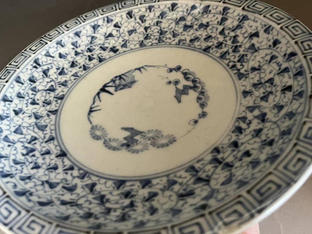 皿■染付花唐草文 江戸期 古伊万里 松竹梅 大皿 飾り皿 桐箱 時代物 骨董品■