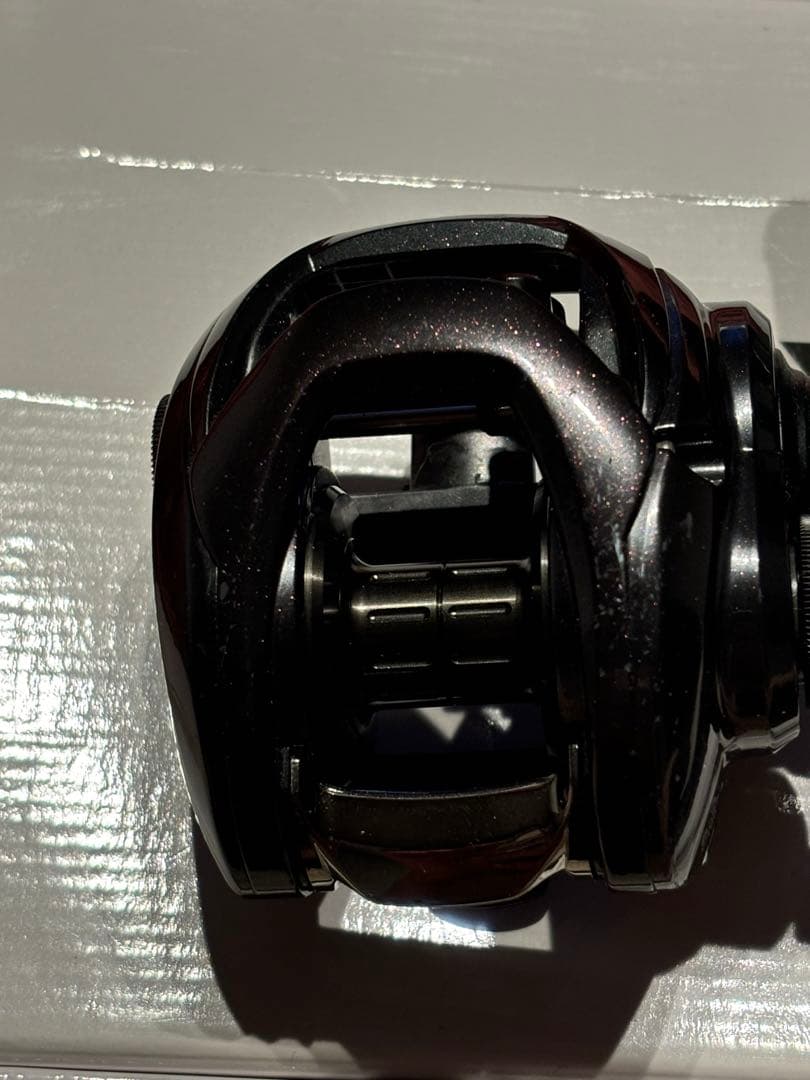 訳あり DAIWA ダイワ 23 紅牙100 右ハンドル