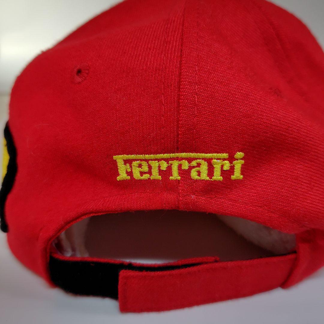 フェラーリフォトフレーム(新品)とF1キャップ(2回使用)
