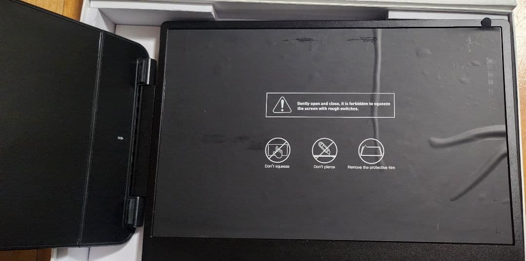 Laptomo S1モバイルモニター