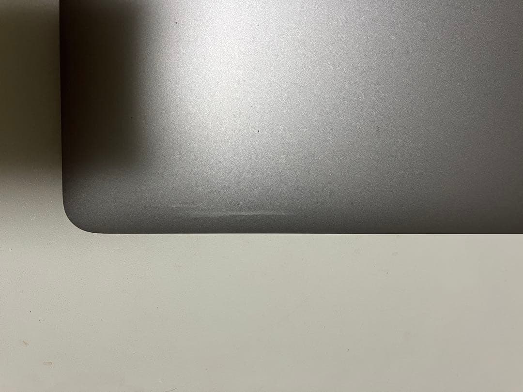 【最終値下】MacBook Pro 15.4インチ Retina 2018
