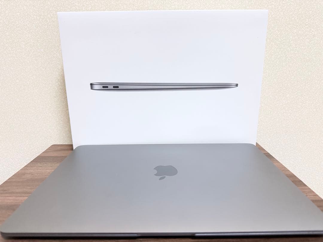 Apple MacBook Air M1 13インチ MagicMouce付き