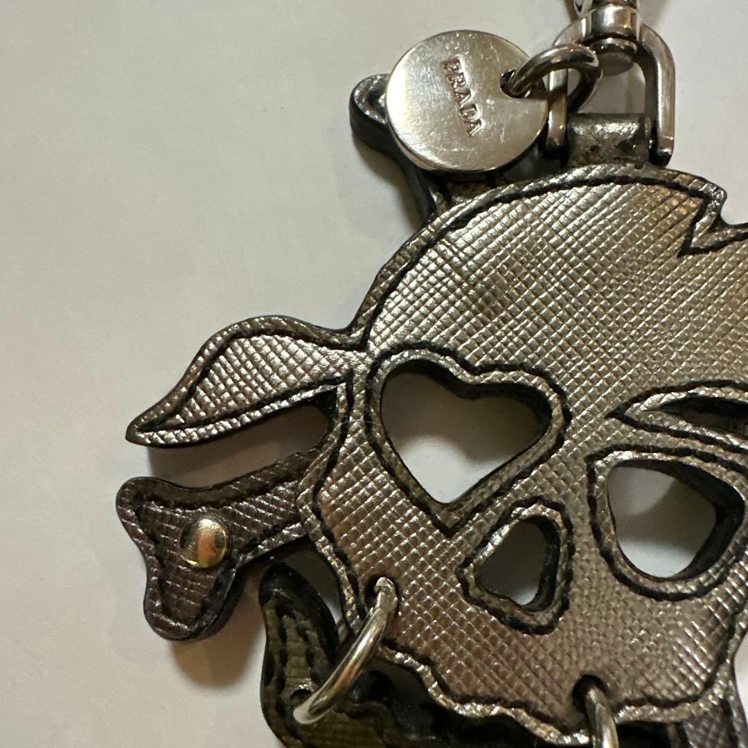 ☆PRADA ☆プラダ☆スカル ☆キーホルダー☆キーリング☆美品☆廃番品☆