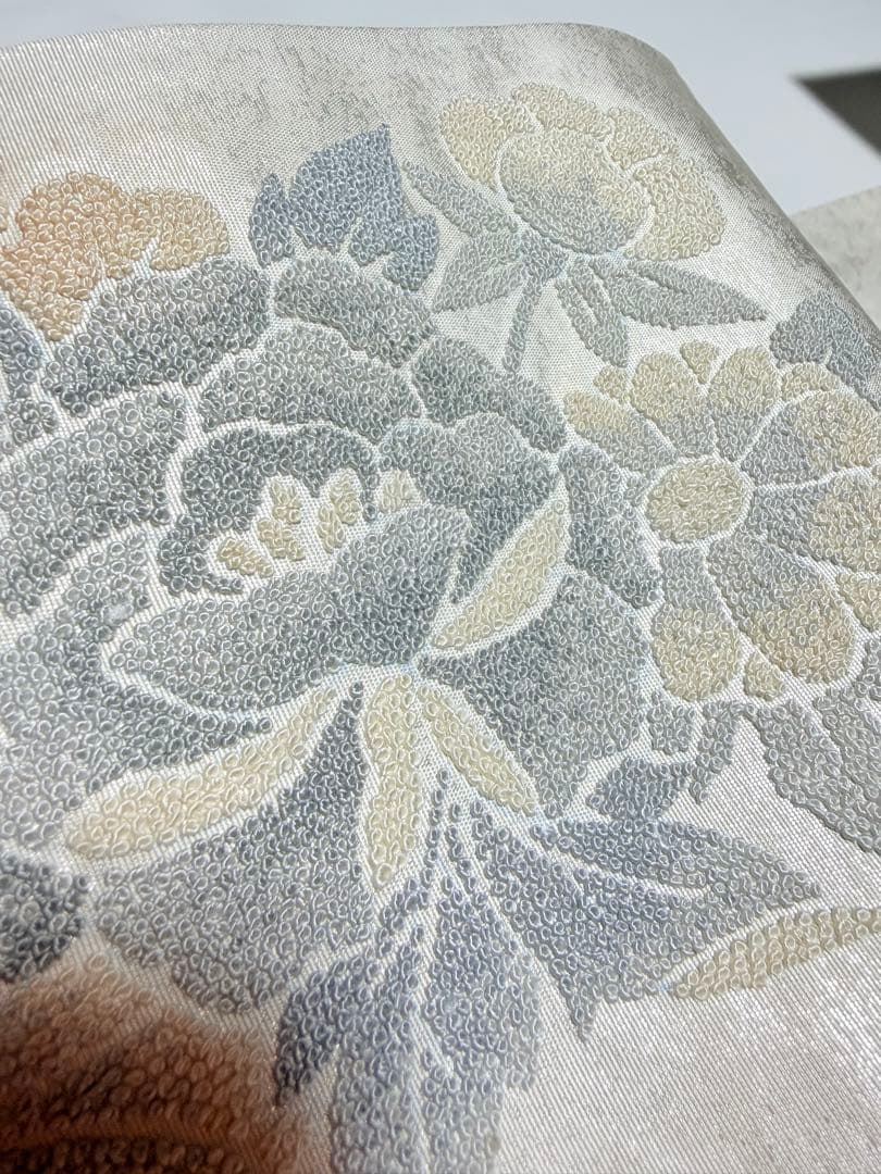 高級 袋帯 正絹 お太鼓柄 相良刺繍 中国刺繍 ホワイト シルバー 訪問着