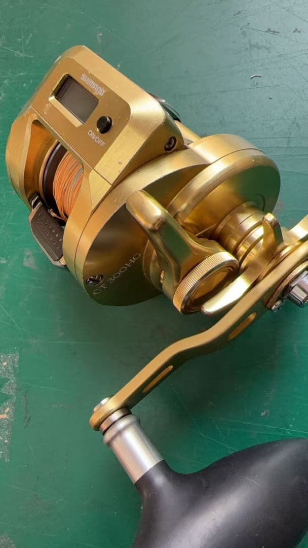 CONQUEST 両軸リール ゴールド