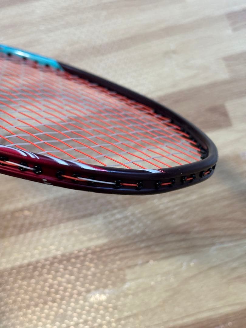 ヨネックス アストロクス100ZZ 4UG5バドミントンラケット エアロバイト